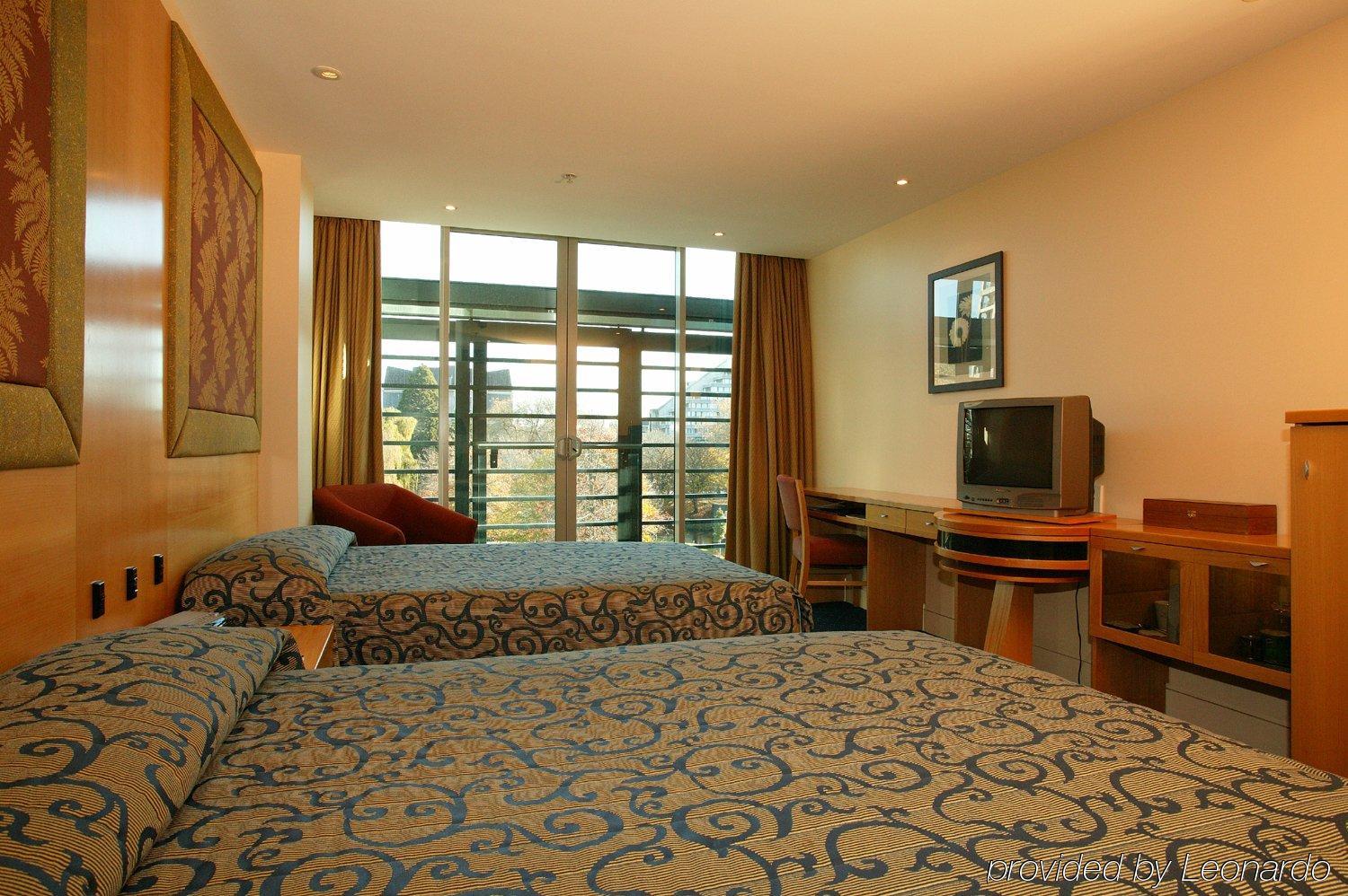 Copthorne Hotel Christchurch Central Екстериор снимка